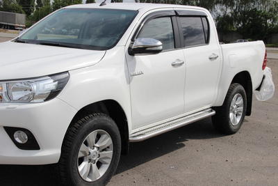 Боковые пороги подножки площадки на Toyota Hilux 15- d60х1,6мм Тойота Хайлюкс ST6144