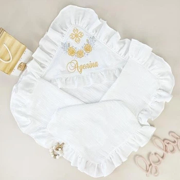 Крыжма из муслина для девочки Family Tradition с вышивкой 100х100 см белый Розы Крещения