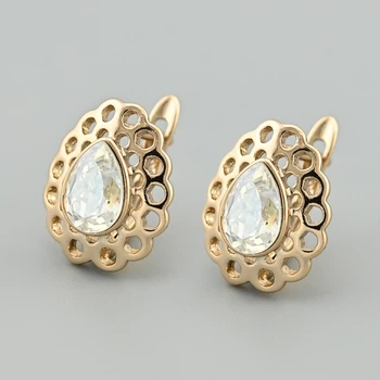 Серьги с кристаллами Swarovski Жозефина 45582 размер 15х12 мм цвет белый вес 3.1 г позолота 18К