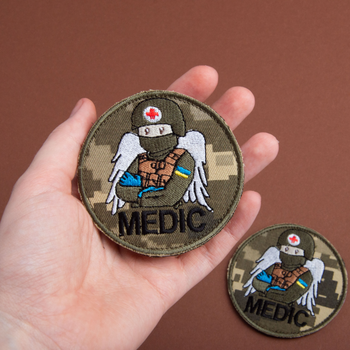 Набір шевронів на липучці IDEIA MEDIC 7.5х7.5 см 2 шт Піксель (2200004853376)