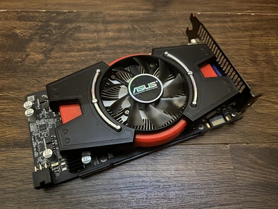 Видеокарта GTX 550Ti 1GB Asus GDDR5 (ENGTX550 TI DI/1GD5) Б/У
