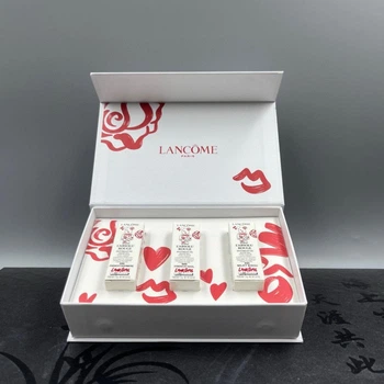 Набор из губных помад Lancôme BEARBRICK stick limited ed. 3 по 3.4 г оттенки 299, 330, 888