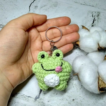 Брелок Жабеня іграшка в'язана ручної роботи Hand Made амігурумі 4х3,5 см Світло-зелений (202-29-2)