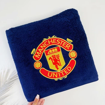 Банний махровий рушник Family Tradition з вишивкою 140х70 см темно-синє Manchester united