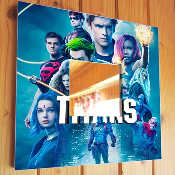 Декоративное зеркало "Титаны. Titans. DC Comics" подарок фанатам сериала и комиксов, украшение интерьера спальни, детской