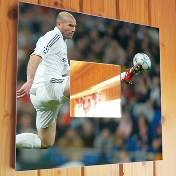 Зеркало "Зинедин Зидан. Zinedine Zidane" подарок для фанатов футбола, украшение бара, кафе, спорт клуб