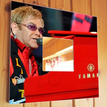 Зеркало "Элтон Джон. Elton John" для фанатов, поп и рок музыки, украшение в бар, клуб, спальню
