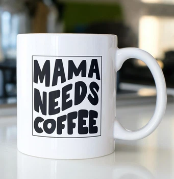 Подарочная чашка керамическая с принтом "Mama Needs Coffee" 330 мл белая для кофе чая для напитков для мамы