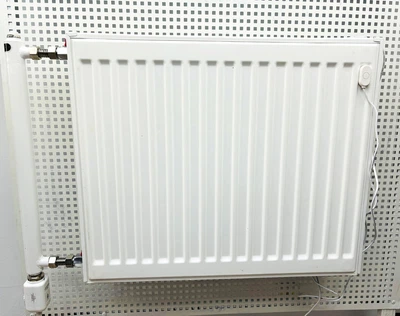 Електрорадіатор G-PANEL+ 1200 L з вентилятором панельний з теплоносієм 500х1200 Gladiator