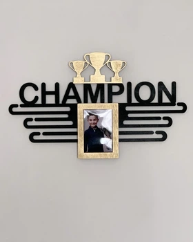 Полиця для медалей з дерева Champion 30х50 см