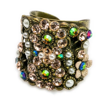 Кольцо "Роскошное сияние" от Michal Negrin с кристаллами и жемчужинами Swarovski
