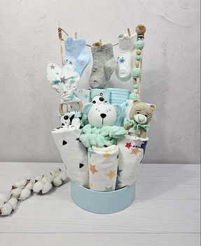 Букет подарков для малышей с пеленок и аксессуаров a.l.babybox Звездные