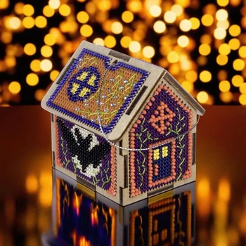 Набір для вишивання нитками по дереву Wonderland Crafts FLW-063 Будиночок Хелловін