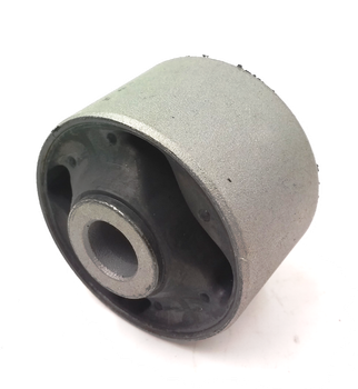 Сайлентблок заднего продольного рычага Q-FIX RAV4/РАВ4 Q005-1807 48760-42010, 48780-42010, 48760-42030,
