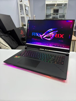 Ноутбук Asus Rog Strix G733P - 17,3" 2к 240Hz Ryzen 9 7845HX 32Gb SSD 1Tb RTX 4080 12 Gb 175W Б/В