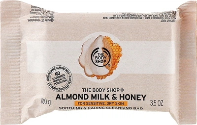 Пом'якшувальне мило "Міндальне молочко та мед" - The Body Shop 100g (100g) (1023877-1356052-2)