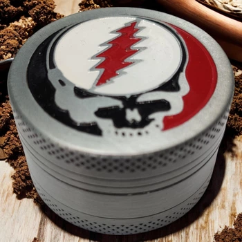 Гриндер для измельчения табака Grinder Cracked Skull Silver