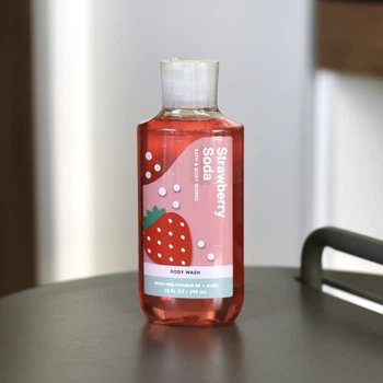 Гель для душу Bath and Body Works Strawberry Soda 295 мл