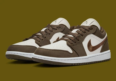 Кроссовки женские Jordan 1 Low Se 42 Коричневий DV0426-301