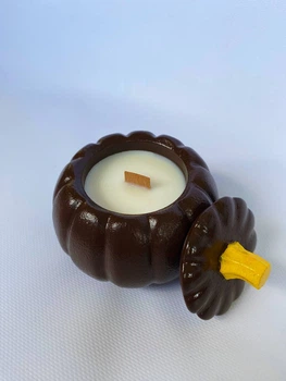 Ароматическая свеча Julia's Candle Тыква с крышкой коричневая 120 мл (528008331881)