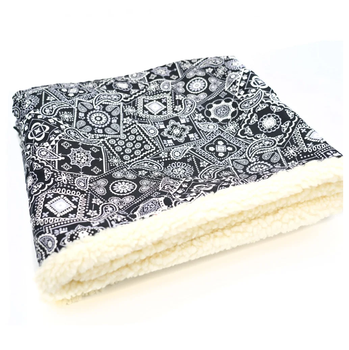 Ковдра для тварин Derby Сlassic Warm fleece blanket, Чорно-білий L(100х130 см)