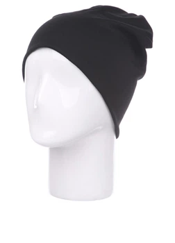 Женская двухслойная трикотажная шапка Подіум 20479-BLACK uni Черный