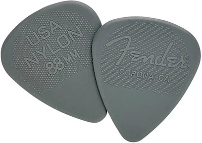 Набір медіаторів Fender 351 Shape Nylon Picks 0.88 12 Pack Dark Gray