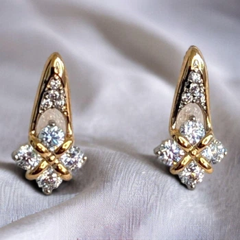 Сережки класичні Ромбики з каменем Xuping, медичне золото 1х1.5 см