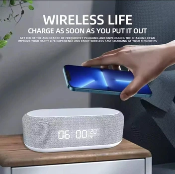 Беспроводное зарядное устройство Qi Fast Charger 15W с часами / ночником / функцией быстрой зарядки для iPhone та Android