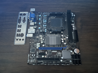 Материнская плата MSI MS-7641 (sAM3+, AMD 760G) Б/У