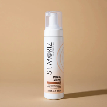 Автобронзат-муc для середнього тону шкіри St.Moriz Pro Medium 200 мл