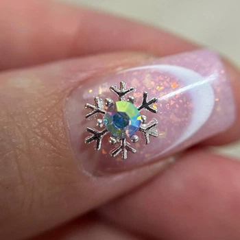 Шарм для декора ногтей Снежинка Diamond (1 штука)