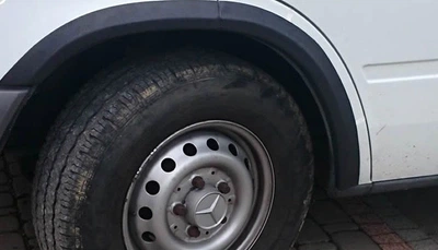 Комплект чорних накладок на арки (6 шт.) для Mercedes Sprinter W901/902/903/904/905 (1995-2006 років)