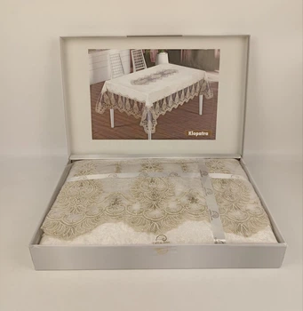 Скатертина Велюр Maison Royale 160x260 Klopatra Cream