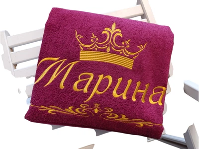 Полотенце с именной вышивкой махровое банное 70*140 фуксия Марина 00079