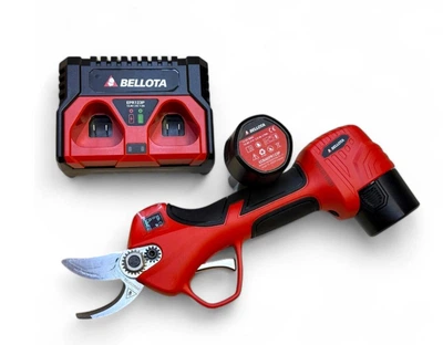 Аккумуляторный секатор Bellota EPR123P (2 аккумулятора и зарядка)