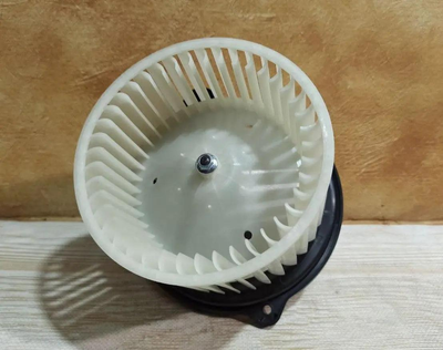 Моторчик пічки + АС D 135mm аналог 97113-1H000 Хюндай (Hyundai) Ай30 Елантра