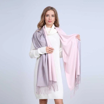 Палантин LuckyLOOK женский 854-439 One size Розово-серый