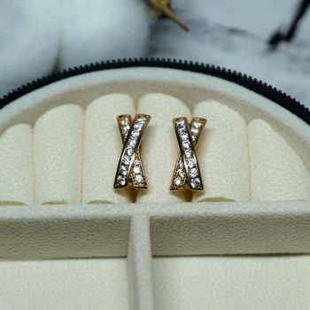 Сережки Xuping Jewelry с белым цирконом из медицинского сплава 17х7 мм XC-1502