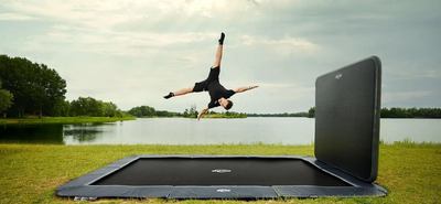 Прямокутний грунтовий батут з стіною BERG Ultim Champion FlatGround 410 Grey + AeroWall BLK&GRY 32.31.44.31
