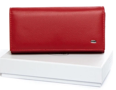 Женский кожаный кошелек Dr.Bond W10501 красный
