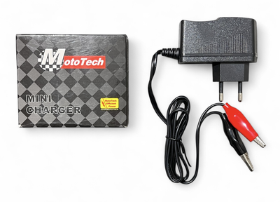 Зарядний пристрій 12V MotoTech для акумулятора