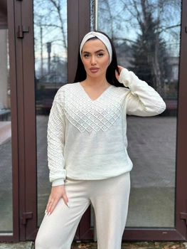 Базовий жіночий светр молочного кольору 31733 One Size