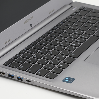 Ноутбук 15.6" Medion (Lenovo Group) Akoya S6446 Intel Core i5-1135G7 RAM 32 ГБ SSD 1 ТБ Intel Iris Xe Graphics Метал б/в (3760)