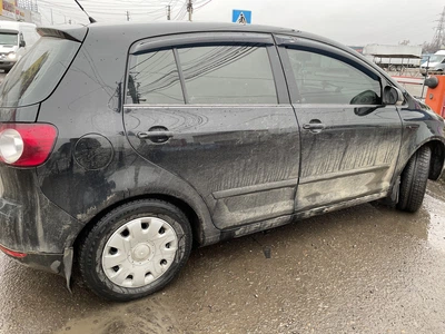Дефлектори вікон (вітровики) Volkswagen Golf Plus 2004-2014 (HIC)