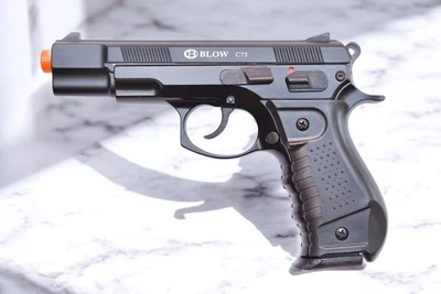 Стартовый сигнальный пистолет Blow C 75 (CZ 75) + дополнительный магазин (9 мм)