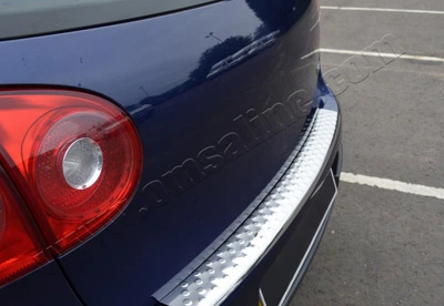 Volkswagen Golf (2004-2009) Накладка на задній бампер - Матований