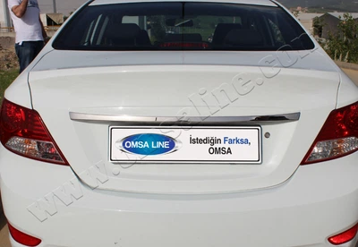 Накладка над номером Hyundai Accent/Solaris SD 2011- на багажник Автомобільні декоративні накладки на АМ0036571