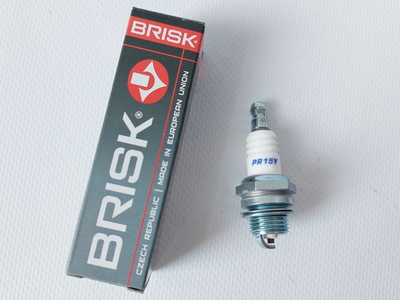 Свічка запалювання Brisk Garden PR15Y бензопила