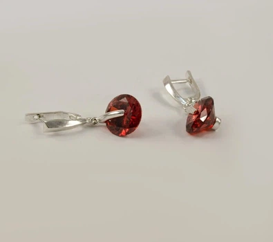 Сережки висюльки з червоним камінням Maxi Silver 7938/1